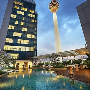 Oasia Suites By Far East Hospitality Hotel